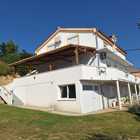 Family Paradise Ražanac 外观 照片