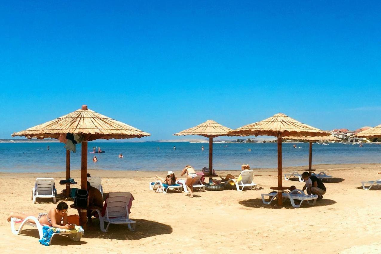 Family Paradise Ražanac 外观 照片